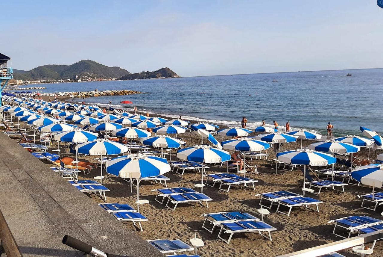 Gomitolo Di Mare Villa Cavi di Lavagna Luaran gambar